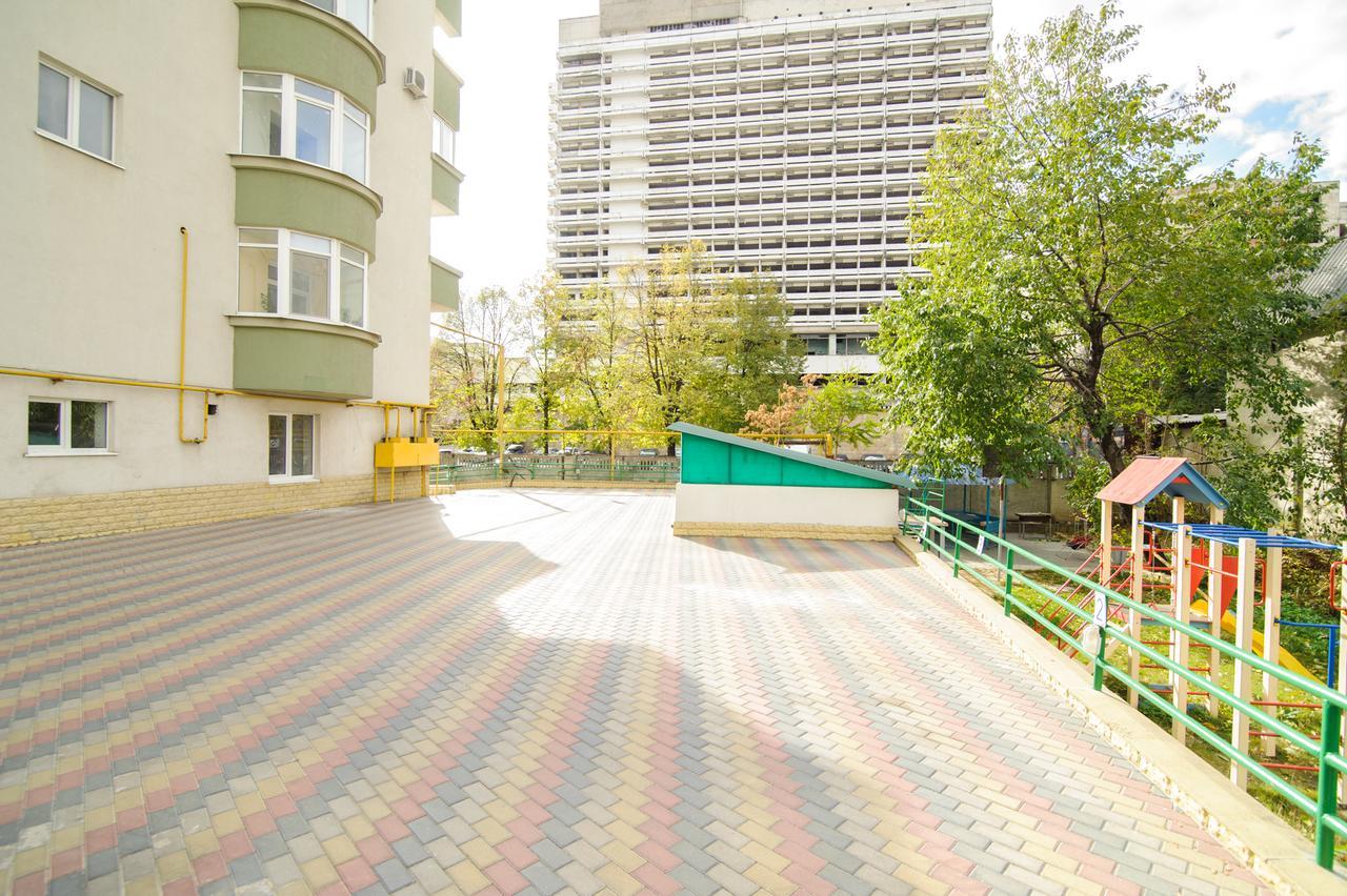 Apartment Penthouse Chişinau Exteriör bild