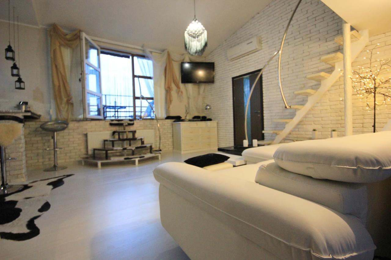 Apartment Penthouse Chişinau Exteriör bild